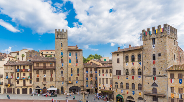 Arezzo – Piazza Grande Arezzo – Piazza Grande
