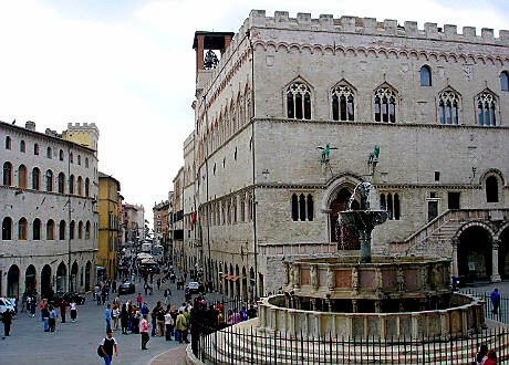 Piazza IV Novembre og Palazzo dei Priori Piazza IV Novembrea og Palazzo dei Priori