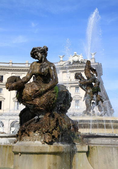 Najadefontænen på Piazza della Repubblica Najadefontænen på Piazza della Repubblica
