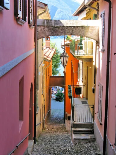 Gade i Varenna Gade i Varenna