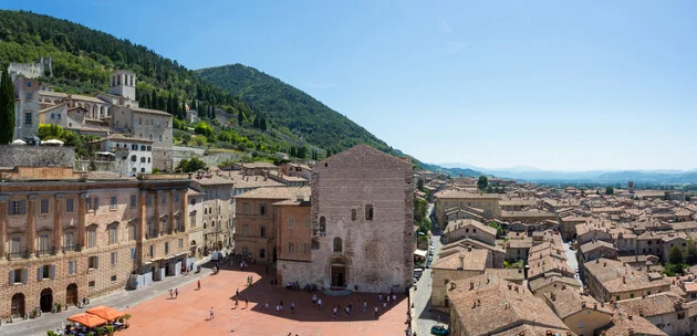 Gubbio med Piazza Grande Gubbio
